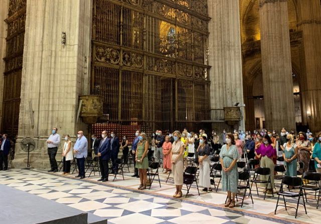 misa-inicio-curso_fundacion-diocesana_victoria-diez_colegios_catedral_profesores_pandemia_09092020_web-796x448